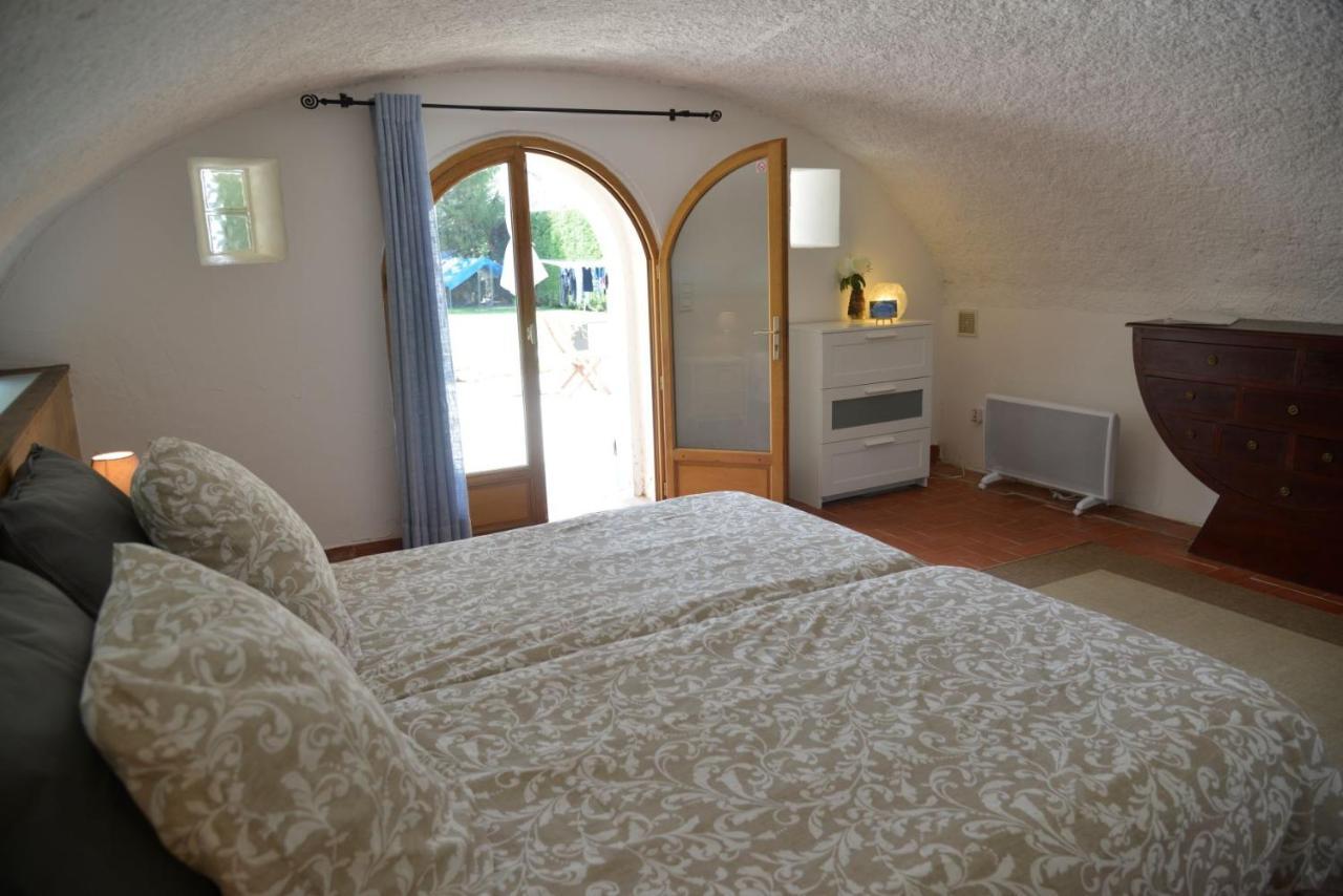 Bed and Breakfast Au Grand Bonheur Besseges Exterior foto